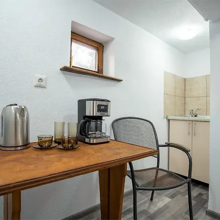 Vila Titulescu - Montepalazzo Chalet *